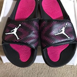 black and pink jordan slides